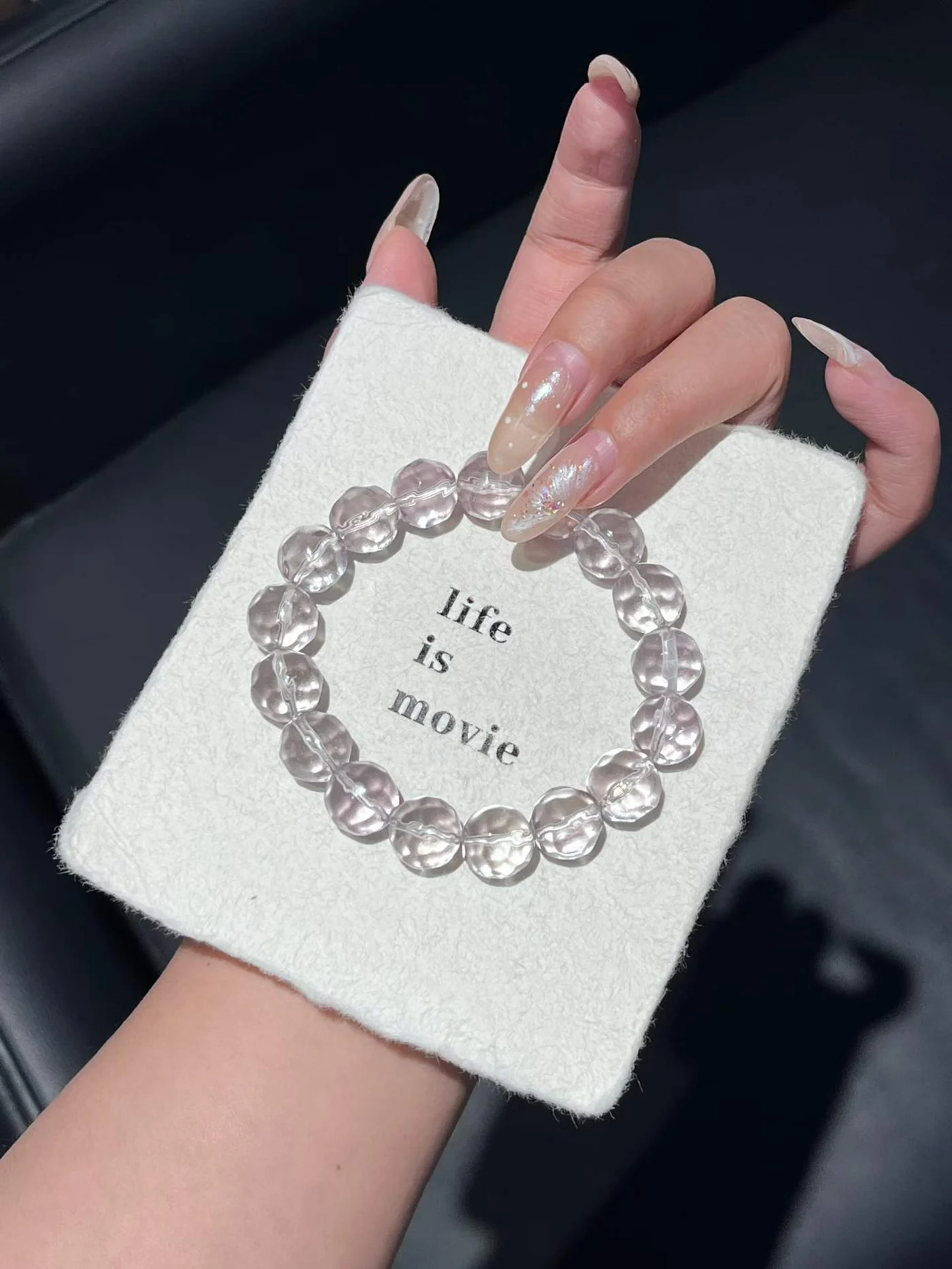 Clear bracelet reference for Metal element clarity direction